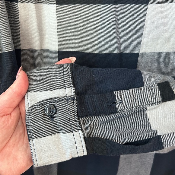 Lee Plaid Button Down Men’s Large NWOT - Picture 6 of 11